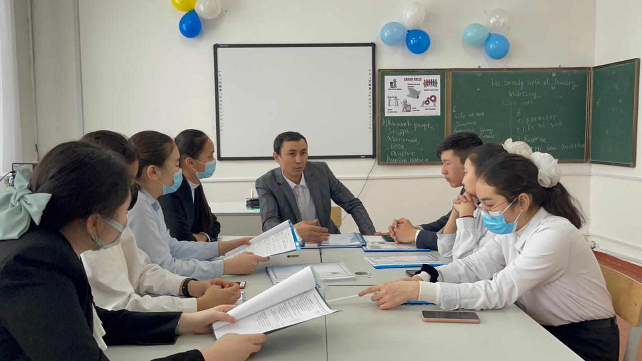 2021-2022 оқу жылының ІІ жарты жылдығы бойынша қаңтар айындағы  мектеп парламентінің  кезекті отырысы.